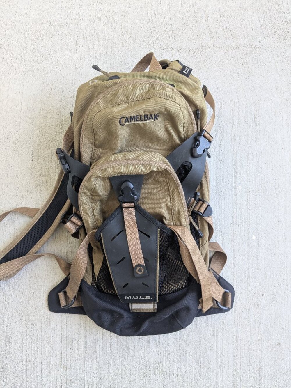 Camelbak Mule Small Backpack Lightweight Tan